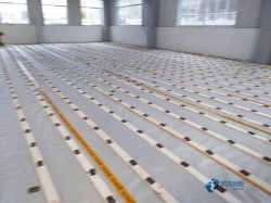 那里有籃球場地木地板品牌