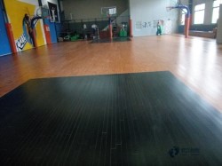體育館木地板多少錢一平方米