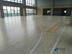 那里有籃球場地木地板品牌哪個好