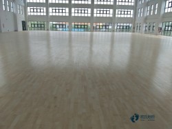 室內(nèi)運(yùn)動(dòng)場(chǎng)木地板施工工藝