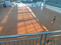 懸浮式運(yùn)動館木地板施工方案