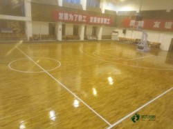 專業(yè)體育場地板施工步驟