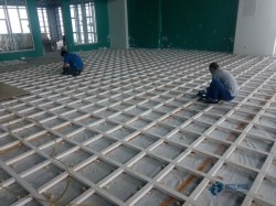 懸浮式籃球體育地板施工隊(duì)