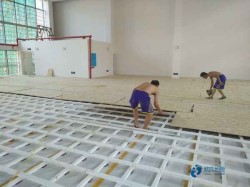 懸浮籃球場(chǎng)地木地板施工隊(duì)